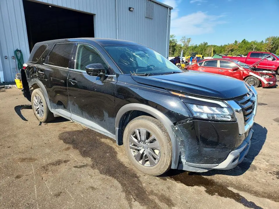 2025 NISSAN PATHFINDER S  