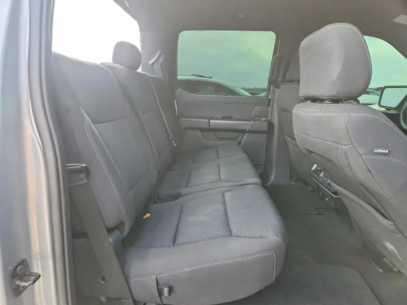 2024 FORD F150 XLT  