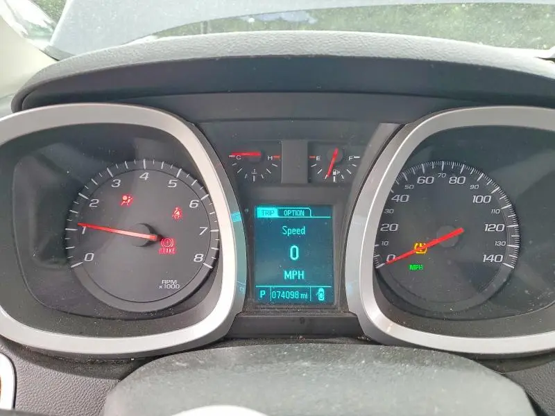 2017 CHEVROLET EQUINOX LT  