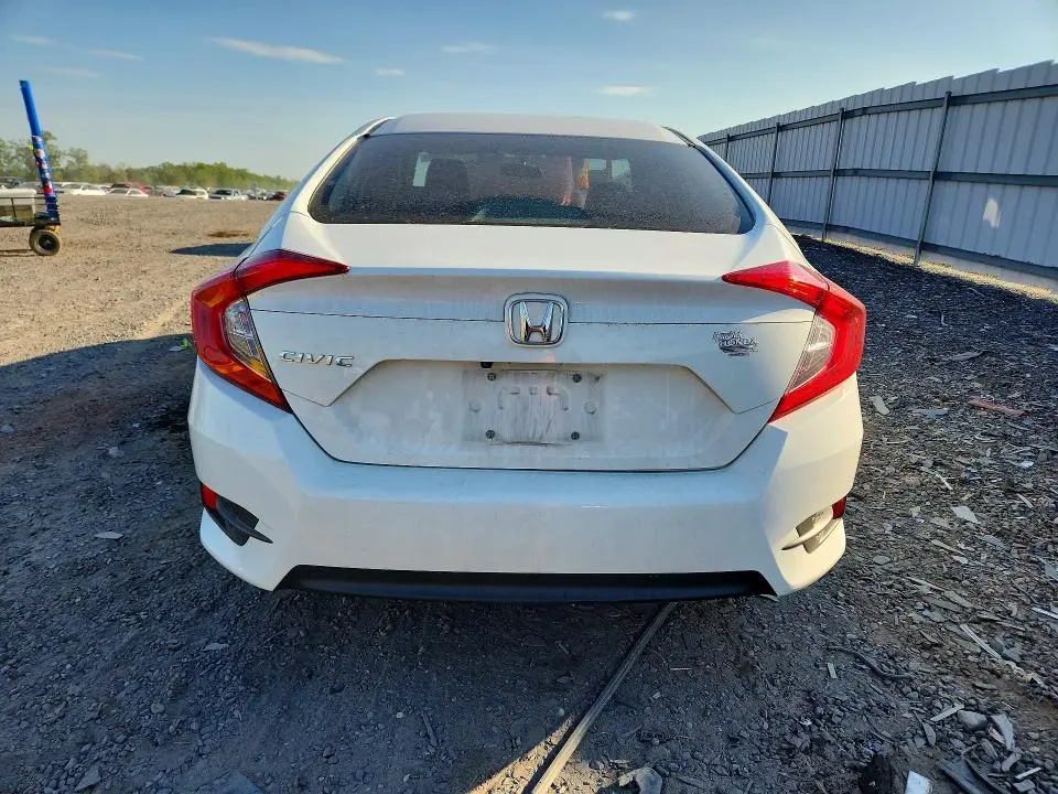 2018 HONDA CIVIC LX  