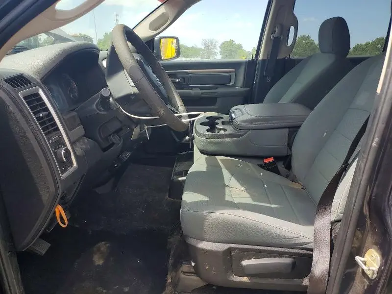 2018 RAM 1500 SLT  