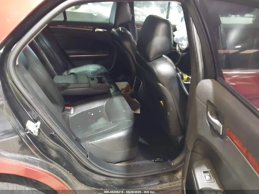 2015 CHRYSLER 300C  