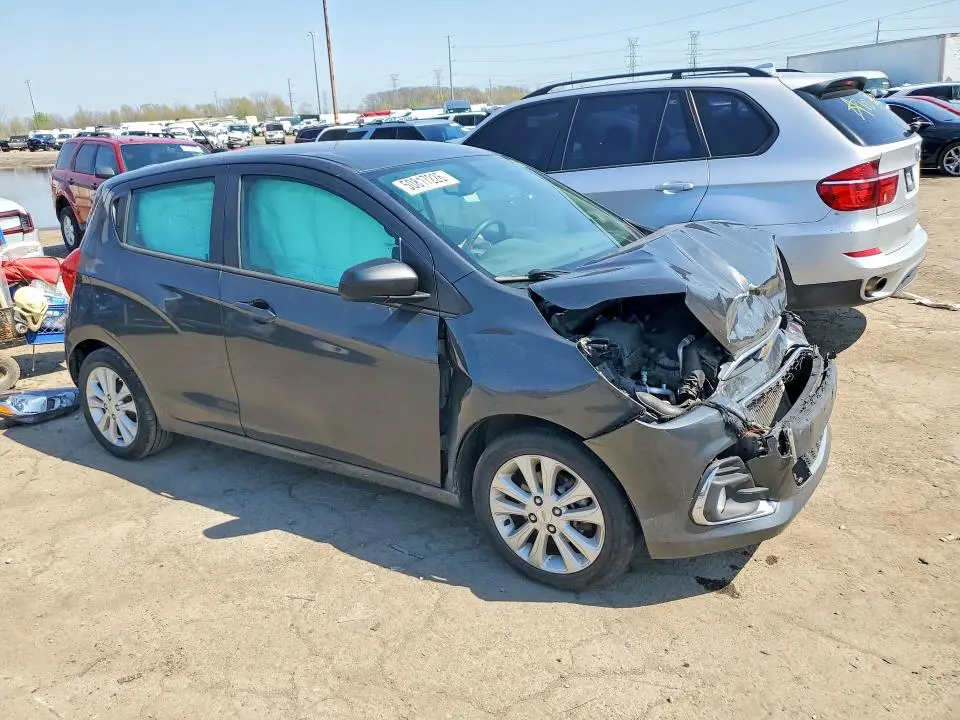 2017 CHEVROLET SPARK 1LT  