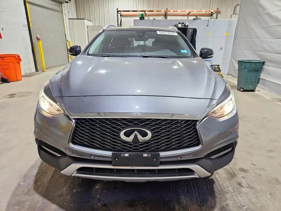 2018 INFINITI QX30 PREMIUM  