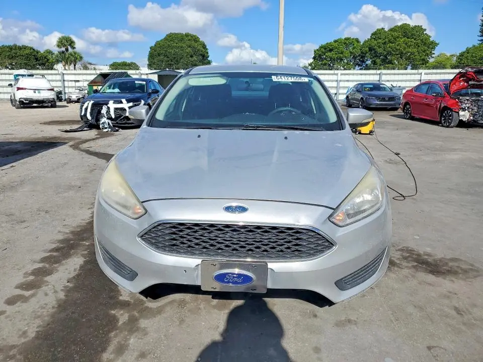 2017 FORD FOCUS SE  