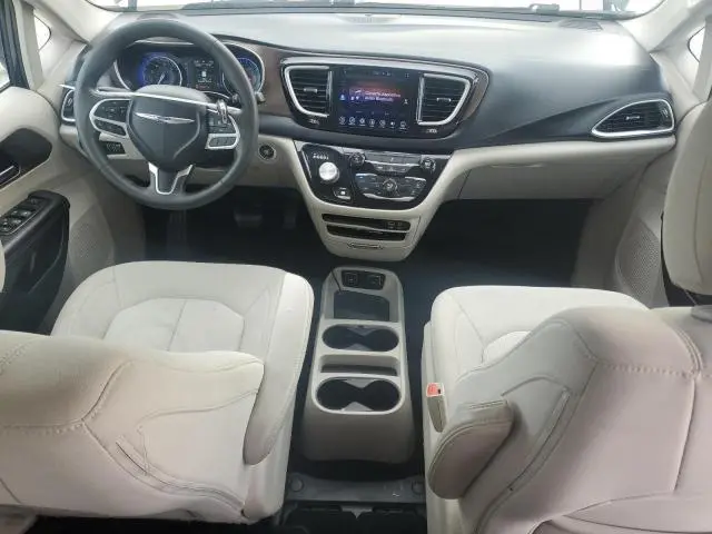 2017 CHRYSLER PACIFICA TOURING  