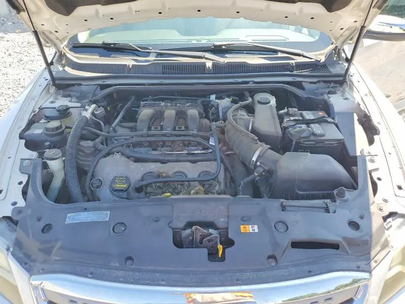 2011 FORD TAURUS LIMITED  