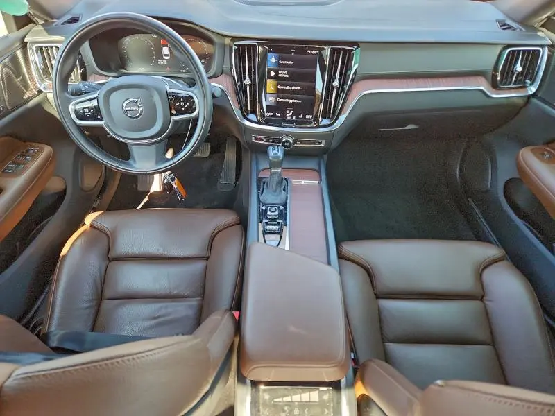 2021 VOLVO S60 T5 INSCRIPTION  