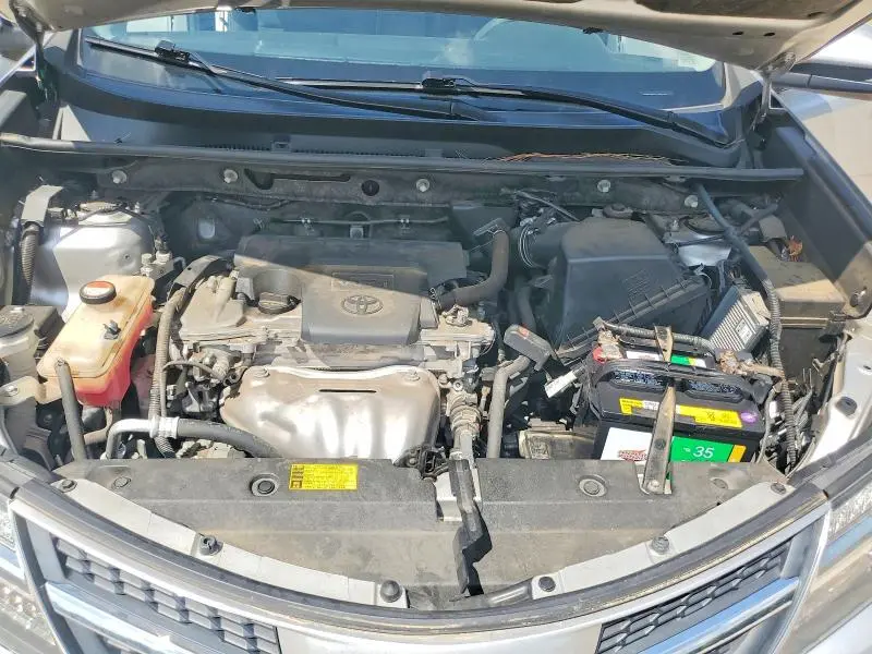2014 TOYOTA RAV4 XLE  
