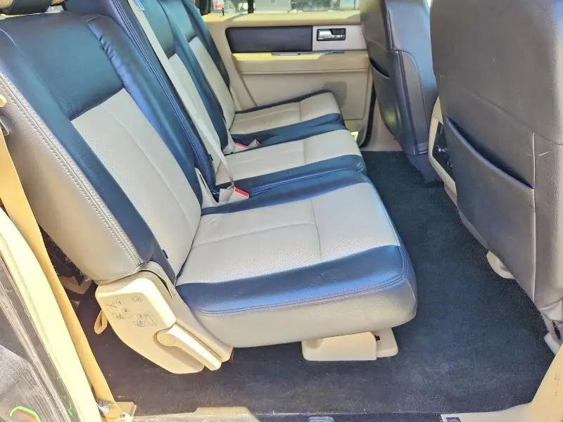 2017 FORD EXPEDITION EL XLT  