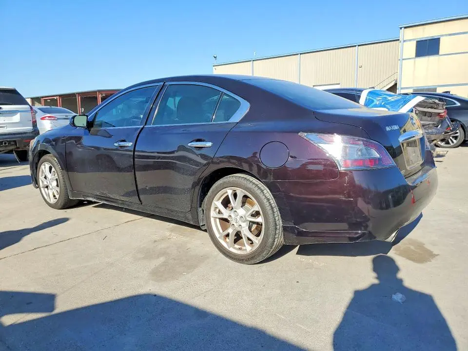 2012 NISSAN MAXIMA S  