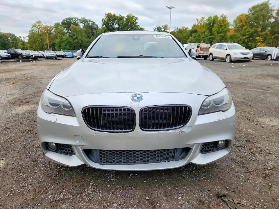 2013 BMW 550 XI  