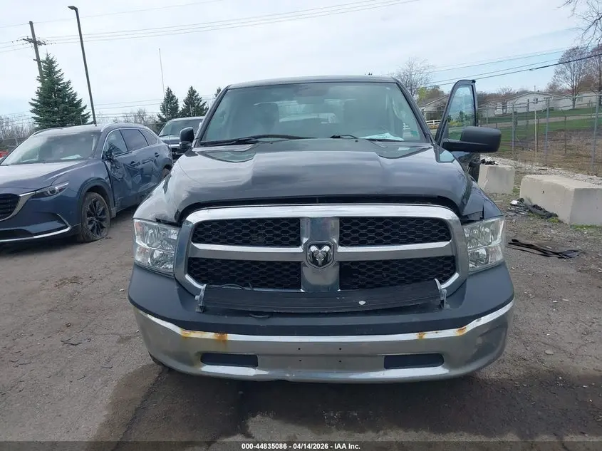 2016 RAM 1500 ST