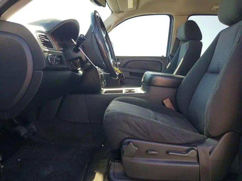 2011 CHEVROLET TAHOE C1500 LS  