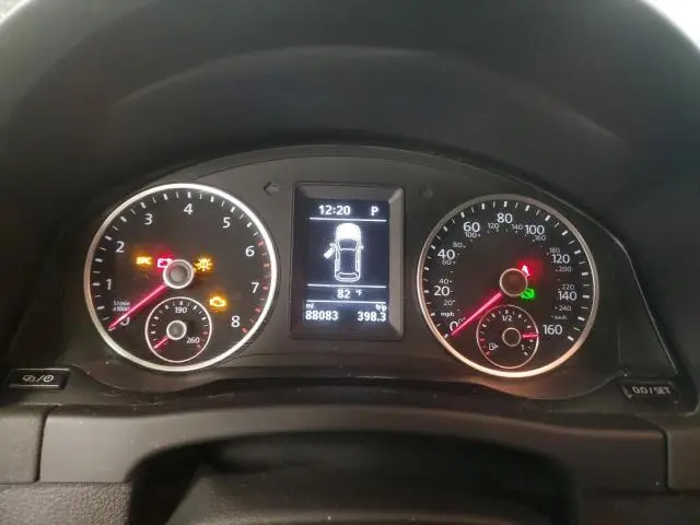 2017 VOLKSWAGEN TIGUAN SPORT  