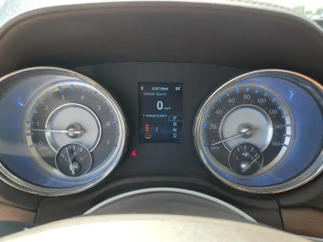 2012 CHRYSLER 300C LUXURY  