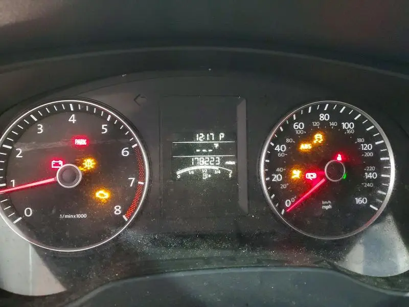 2012 VOLKSWAGEN JETTA SE  