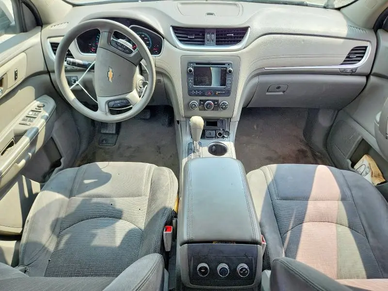 2015 CHEVROLET TRAVERSE LS  