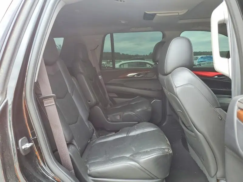 2017 CADILLAC ESCALADE LUXURY  