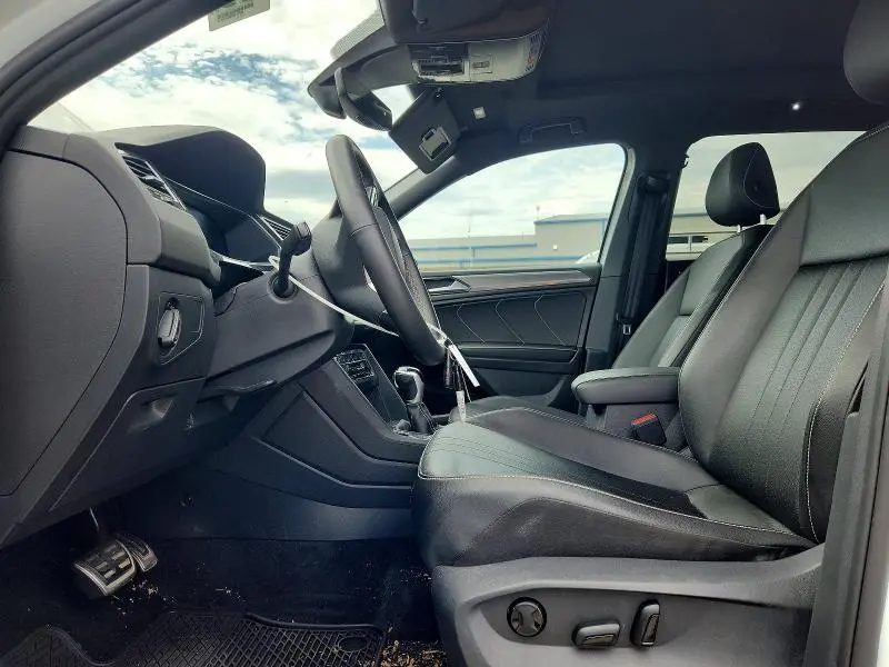 2023 VOLKSWAGEN TIGUAN SE R-LINE BLACK  
