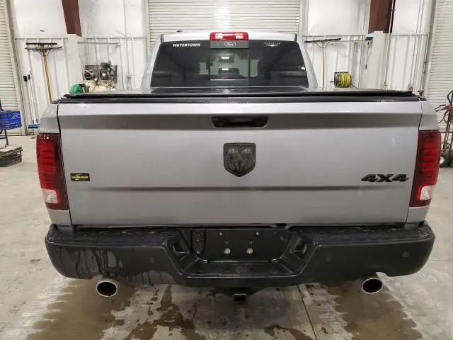 2019 RAM 1500 CLASSIC SLT  