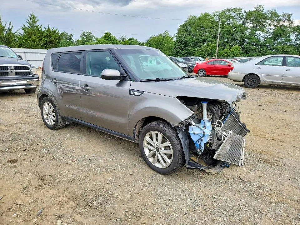2019 KIA SOUL +  