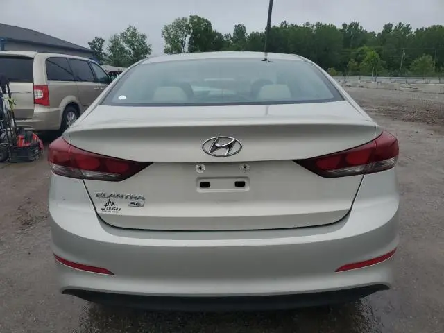2018 HYUNDAI ELANTRA SE  