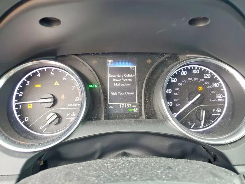 2019 TOYOTA CAMRY LE  