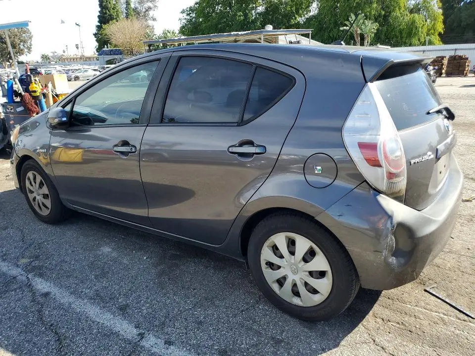 2013 TOYOTA PRIUS C ONE  