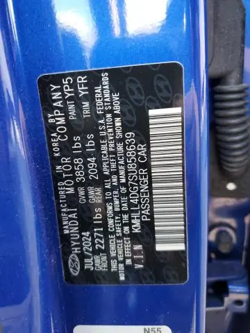 2025 HYUNDAI ELANTRA SE  