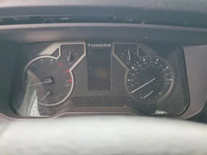 2024 TOYOTA TUNDRA CREWMAX SR  