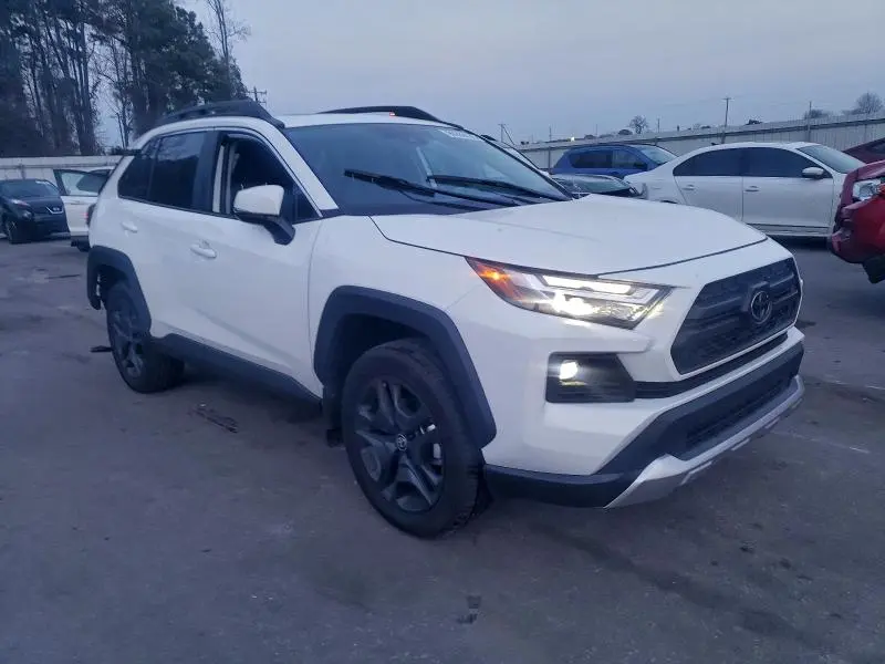 2024 TOYOTA RAV4 ADVENTURE  