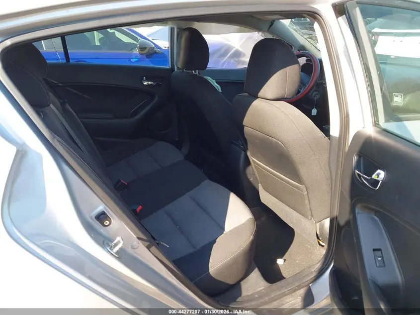 2016 KIA FORTE LX