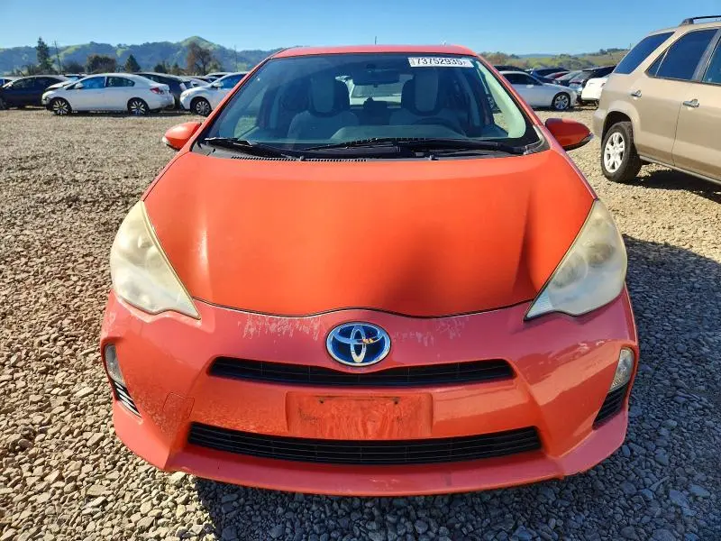 2013 TOYOTA PRIUS C   