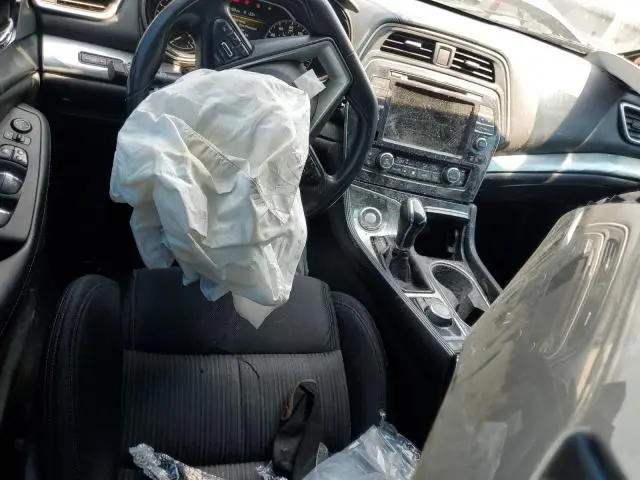 2019 NISSAN MAXIMA S  