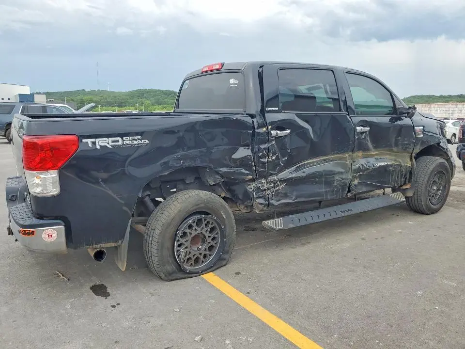 2013 TOYOTA TUNDRA LIMITED  