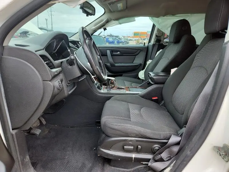 2014 CHEVROLET TRAVERSE LT  