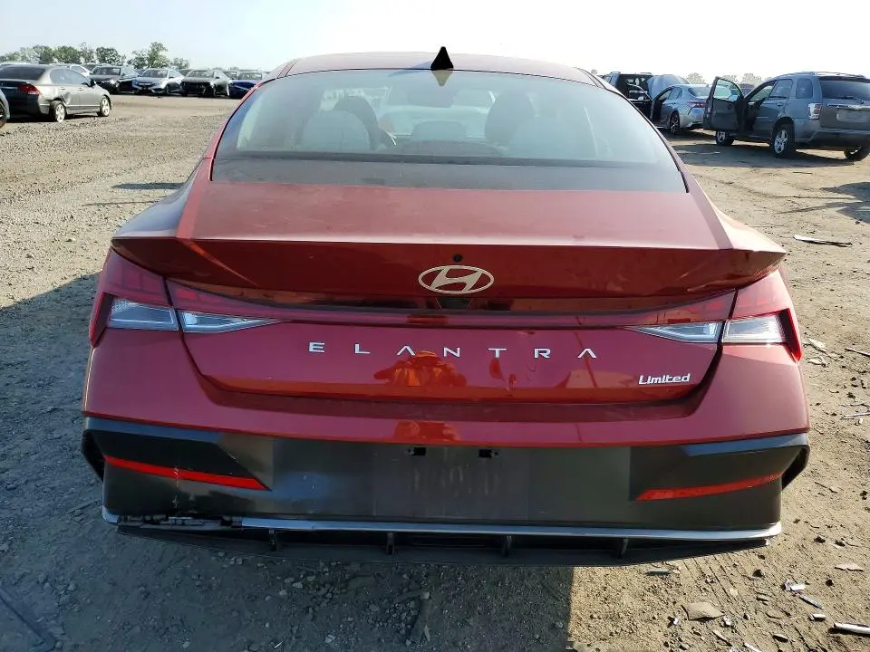 2025 HYUNDAI ELANTRA LIMITED  