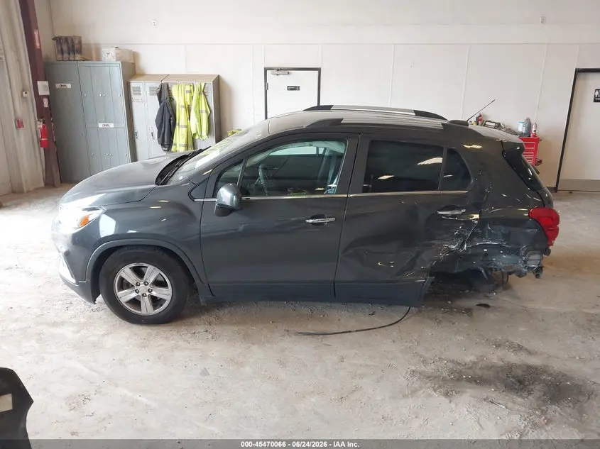 2017 CHEVROLET TRAX LT