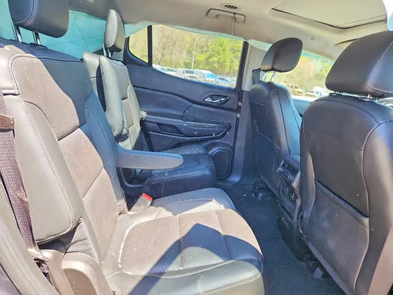 2017 GMC ACADIA SLT-1  