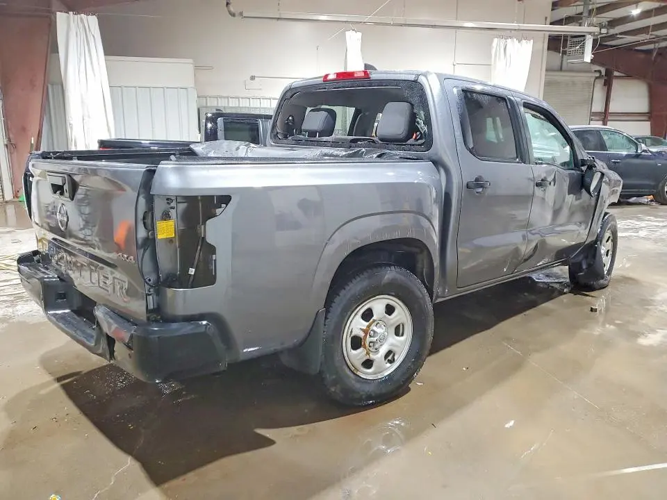 2022 NISSAN FRONTIER S  