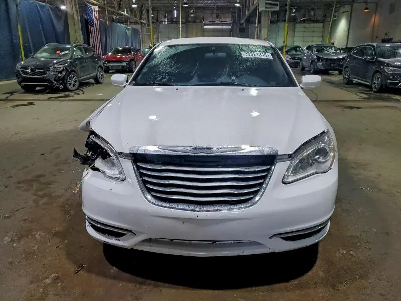 2014 CHRYSLER 200 LX  