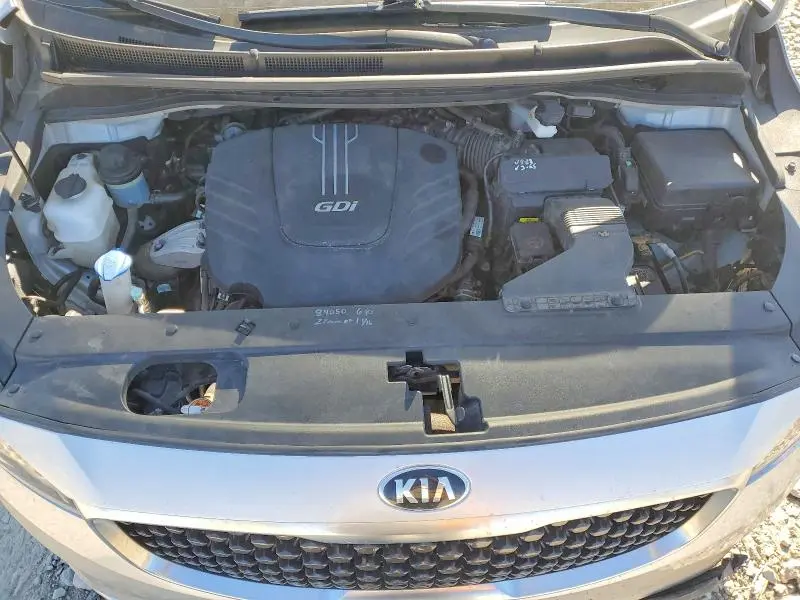 2017 KIA SEDONA LX  
