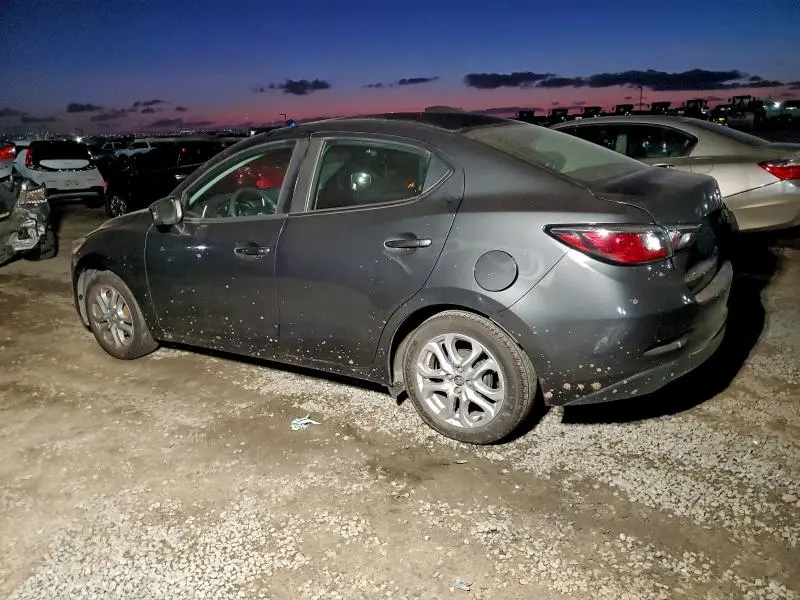 2017 TOYOTA YARIS IA   