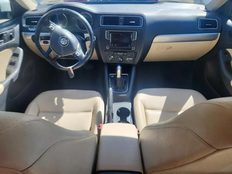 2017 VOLKSWAGEN JETTA SE  