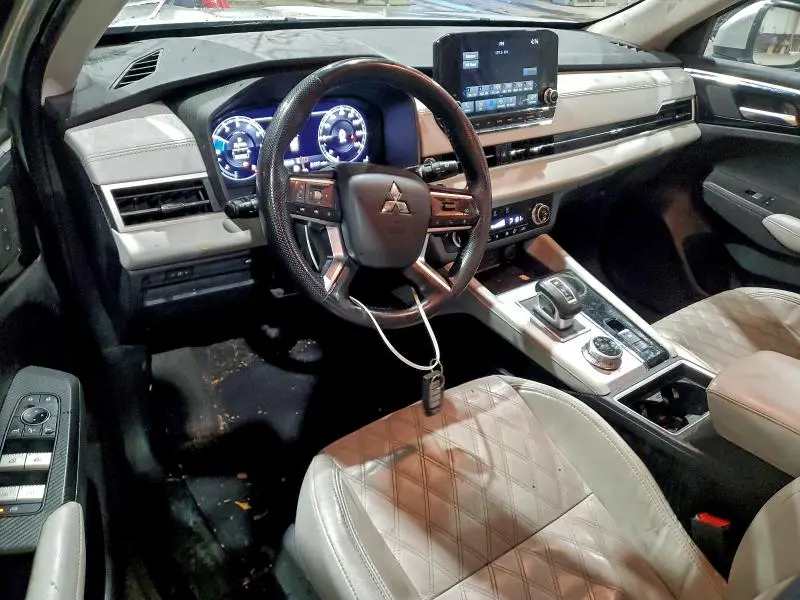 2023 MITSUBISHI OUTLANDER SEL  