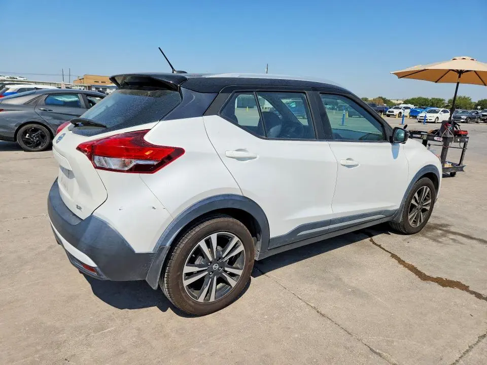 2019 NISSAN KICKS SR  