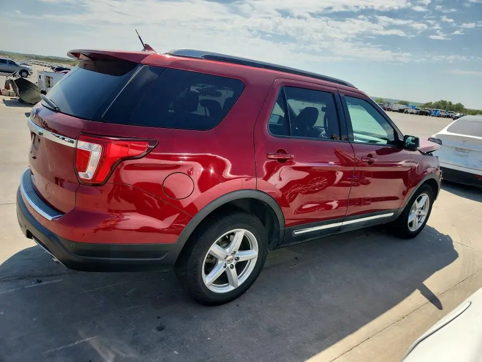 2018 FORD EXPLORER XLT  