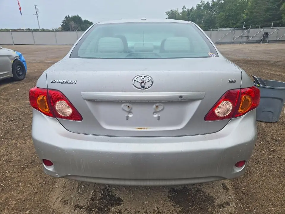 2010 TOYOTA COROLLA BASE  