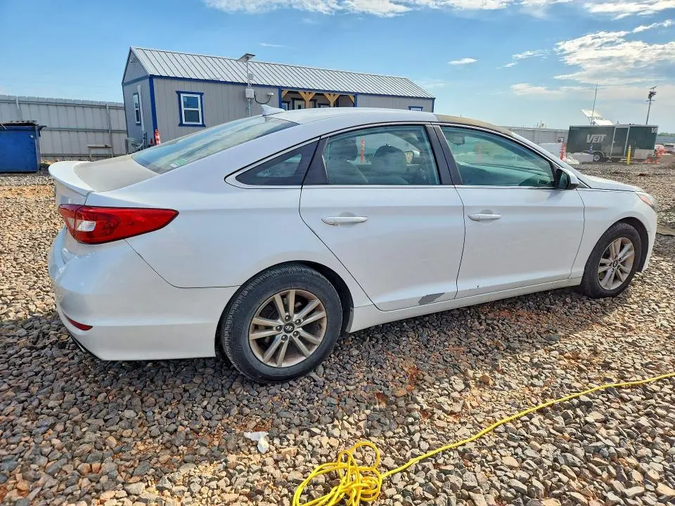 2016 HYUNDAI SONATA SE  